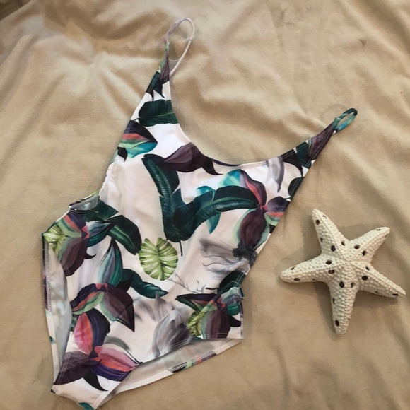 Zaful swimsuit jungle print Large fits like medium - Picture 1 of 4